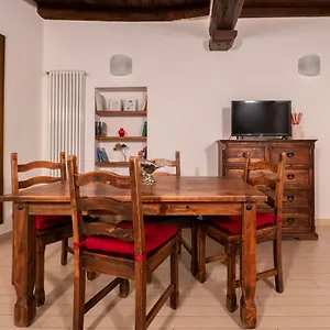 Apartment Dolce Fiorentina A 5 Minuti Da Duomo E Uffizi, Florence