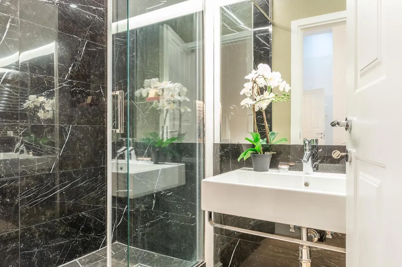 Piattellina Five Senses Apartment Florence Italy